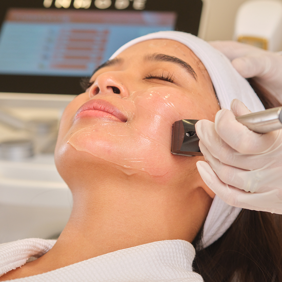 Woman enjoying her InModePRO Forma treatment